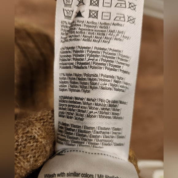 EUC Only Mohair blend fluffy oversized v neck sweater in camel brown Medium - Picture 3 of 5